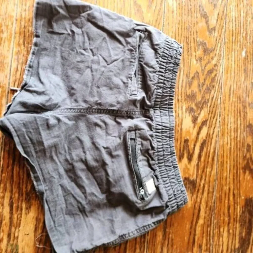 Vuori Vintage Ripstop Shorts  Charcoal Gray Raw Hem Drawstring sz XS